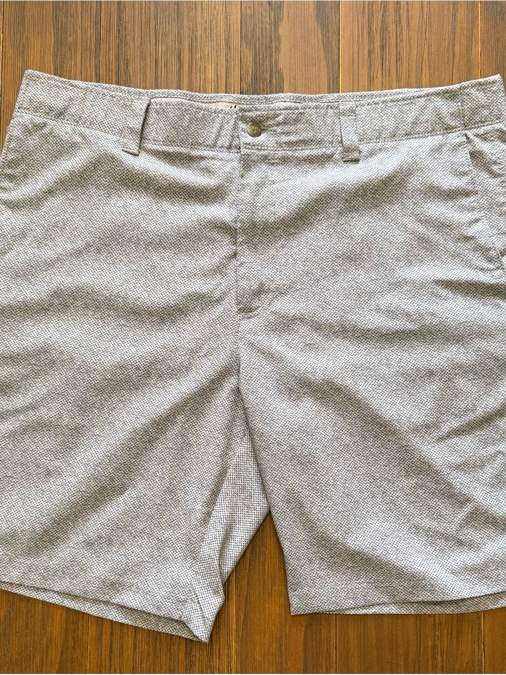 Callaway Light Gray Textured Flat-Front Men's Shorts